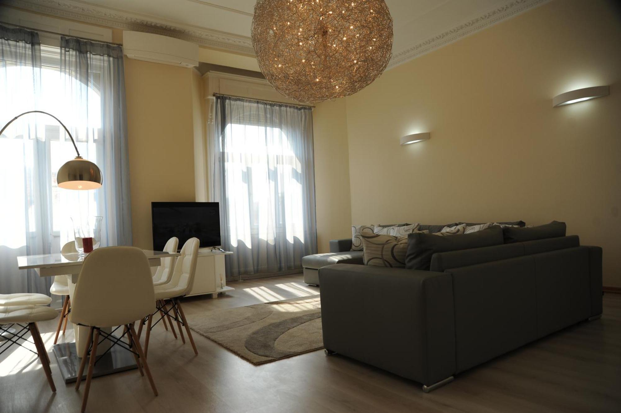 BudapestEasyFlat Basilica Lux Esterno foto